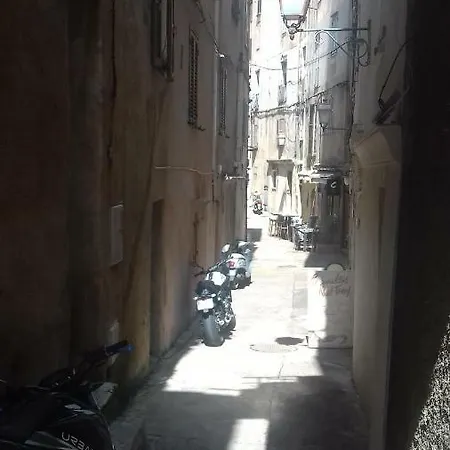Privee Homestay szállás Bonifacio